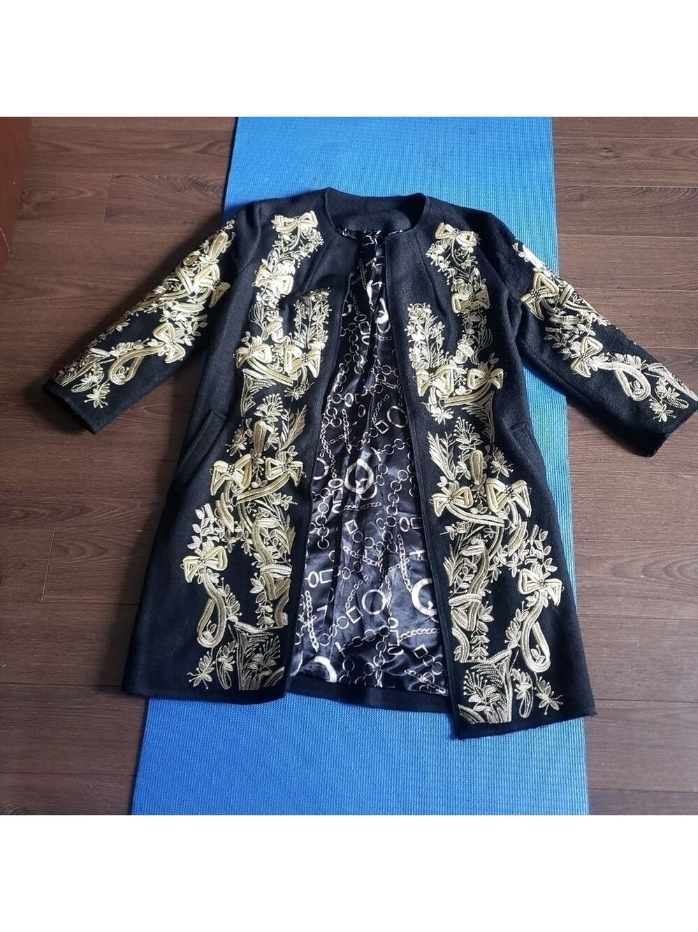 Embroidery Wool Coat - Picture 8 of 16